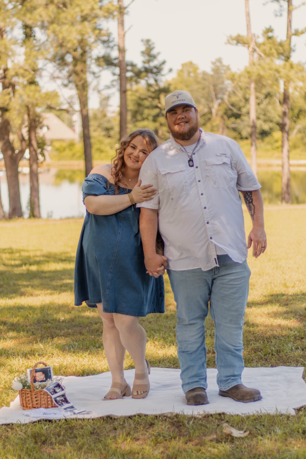 Maternity photography by MBPhotography
